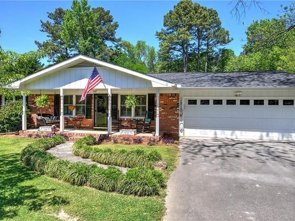 121 Stone Haven Drive, Calhoun, GA 30701