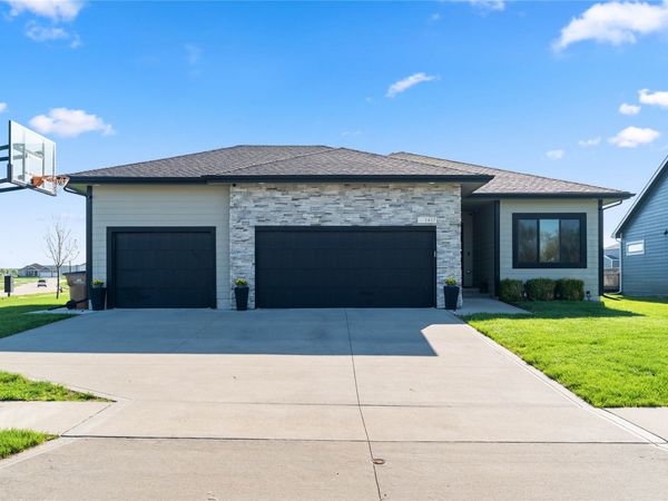 1417 NE Main Street, Grimes, IA 50111