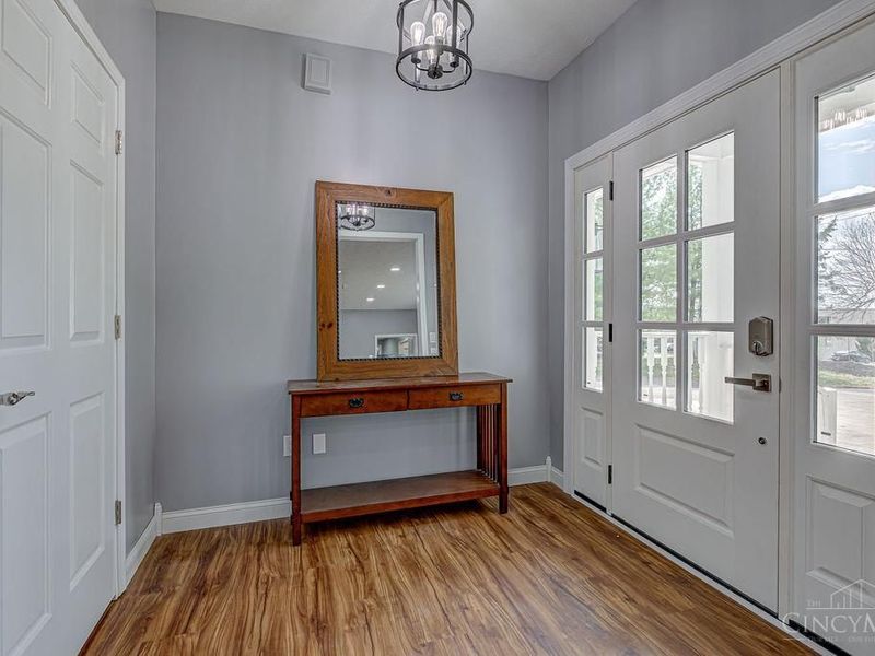 7926 Normandy Lane, Centerville, OH 45459 Photo 3