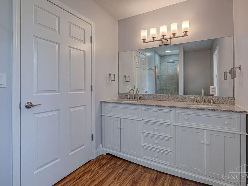 7926 Normandy Lane, Centerville, OH 45459 Photo 32