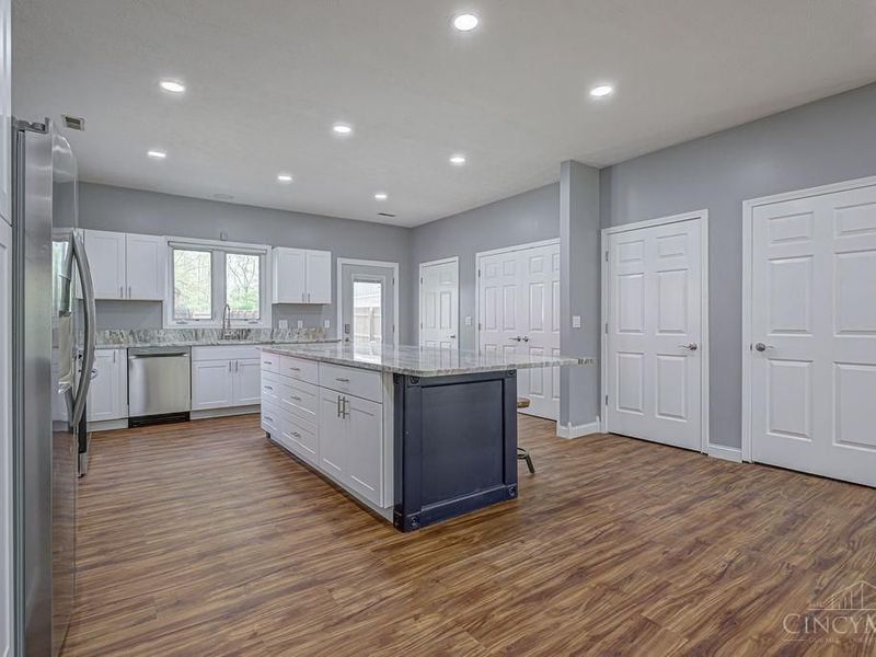 7926 Normandy Lane, Centerville, OH 45459 Photo 9