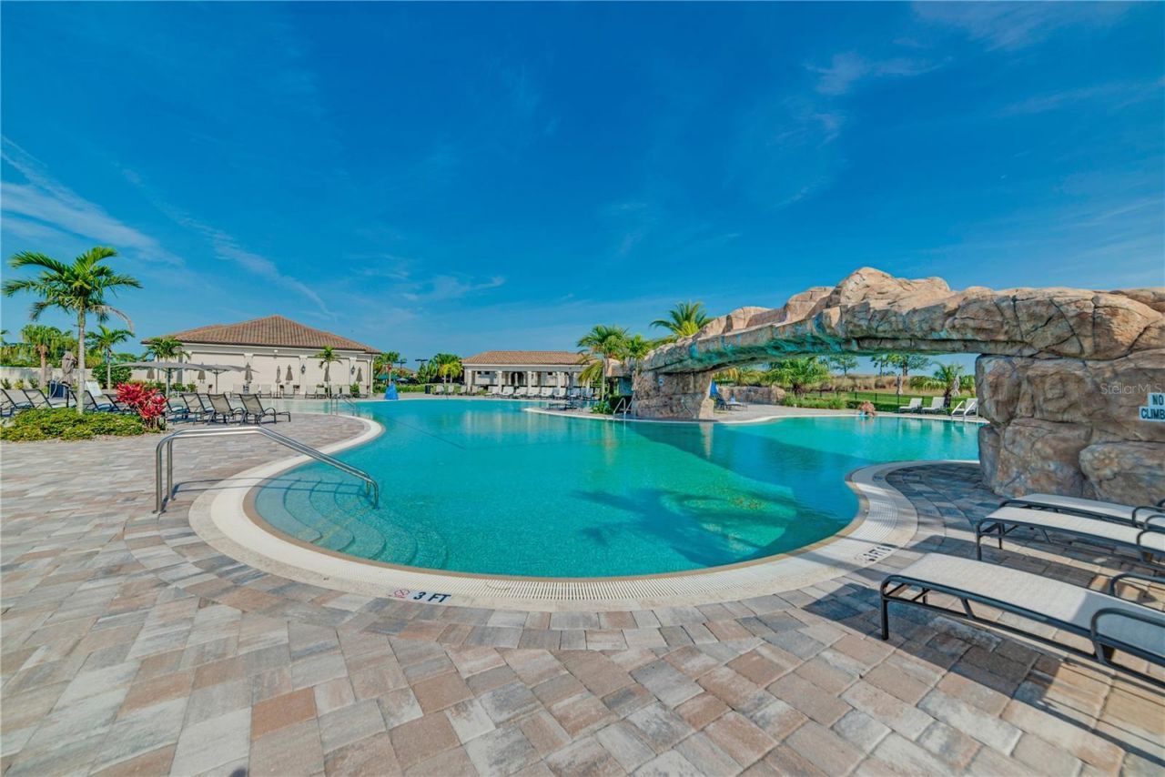 16804 Vardon Terrace, Unit 201, Bradenton, FL 34211 Photo