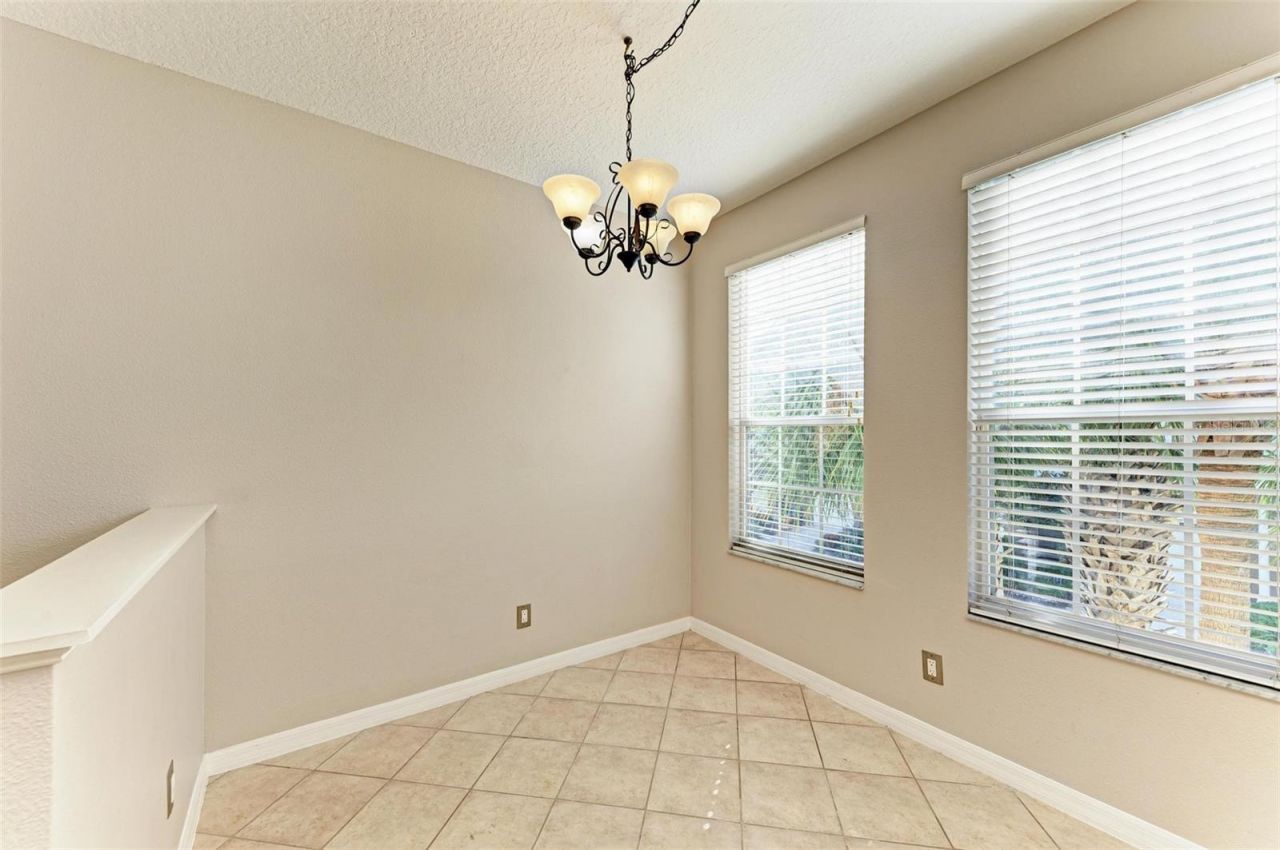 3047 Pointeview Drive, Tampa, FL 33611 Photo