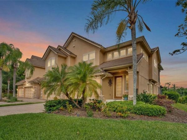 8204 VILLA GRANDE COURT, SARASOTA, FL 34243