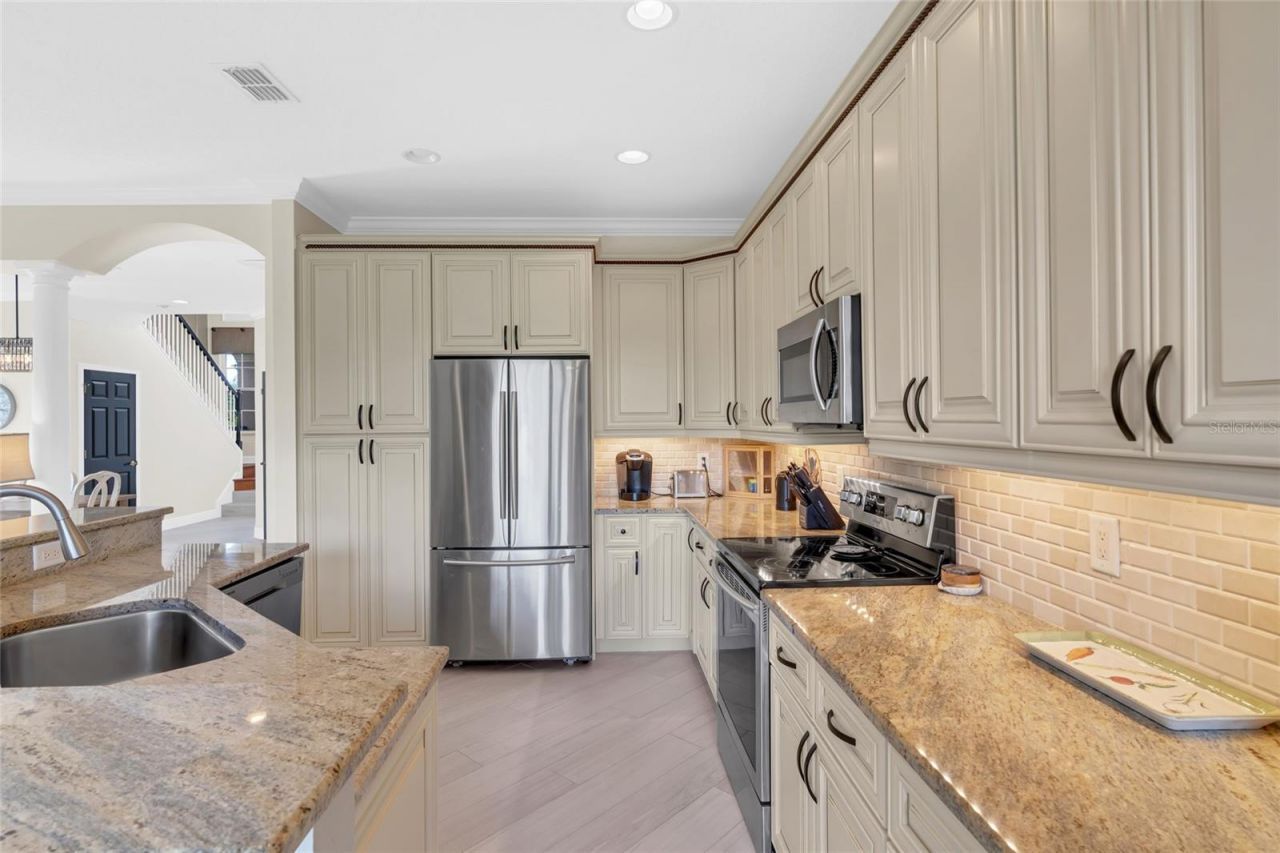 8204 Villa Grande Court, Sarasota, FL 34243 Photo