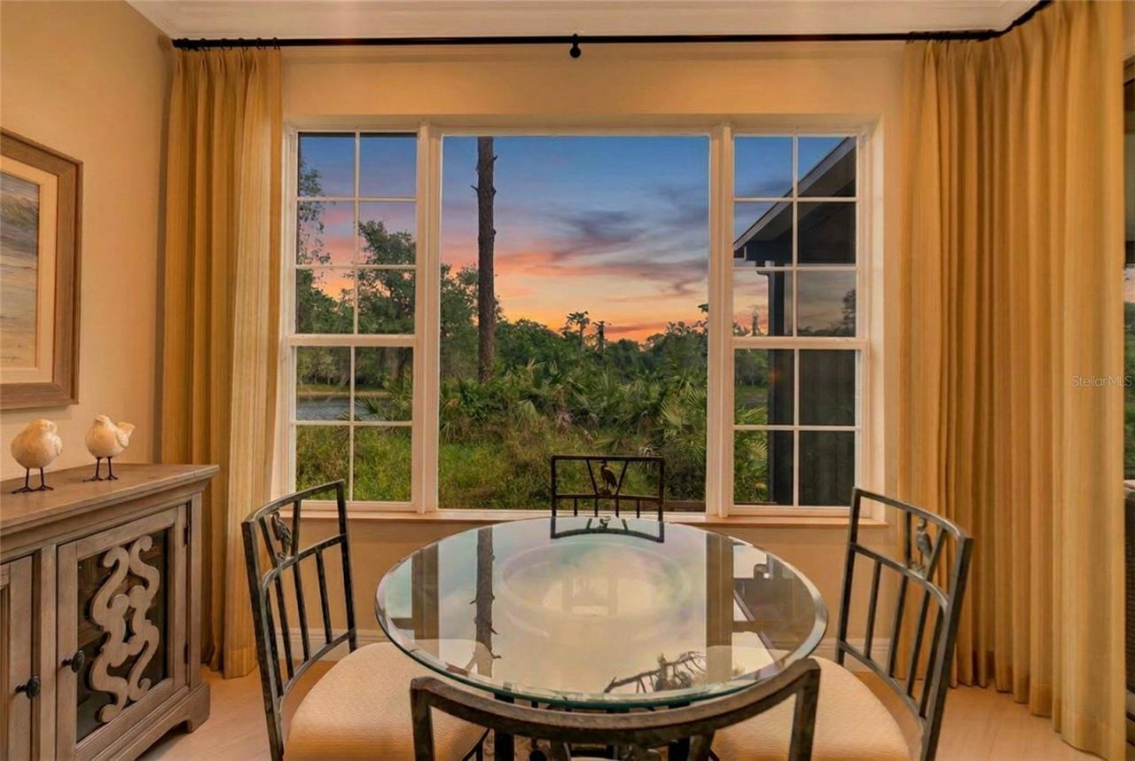 8204 Villa Grande Court, Sarasota, FL 34243 Photo