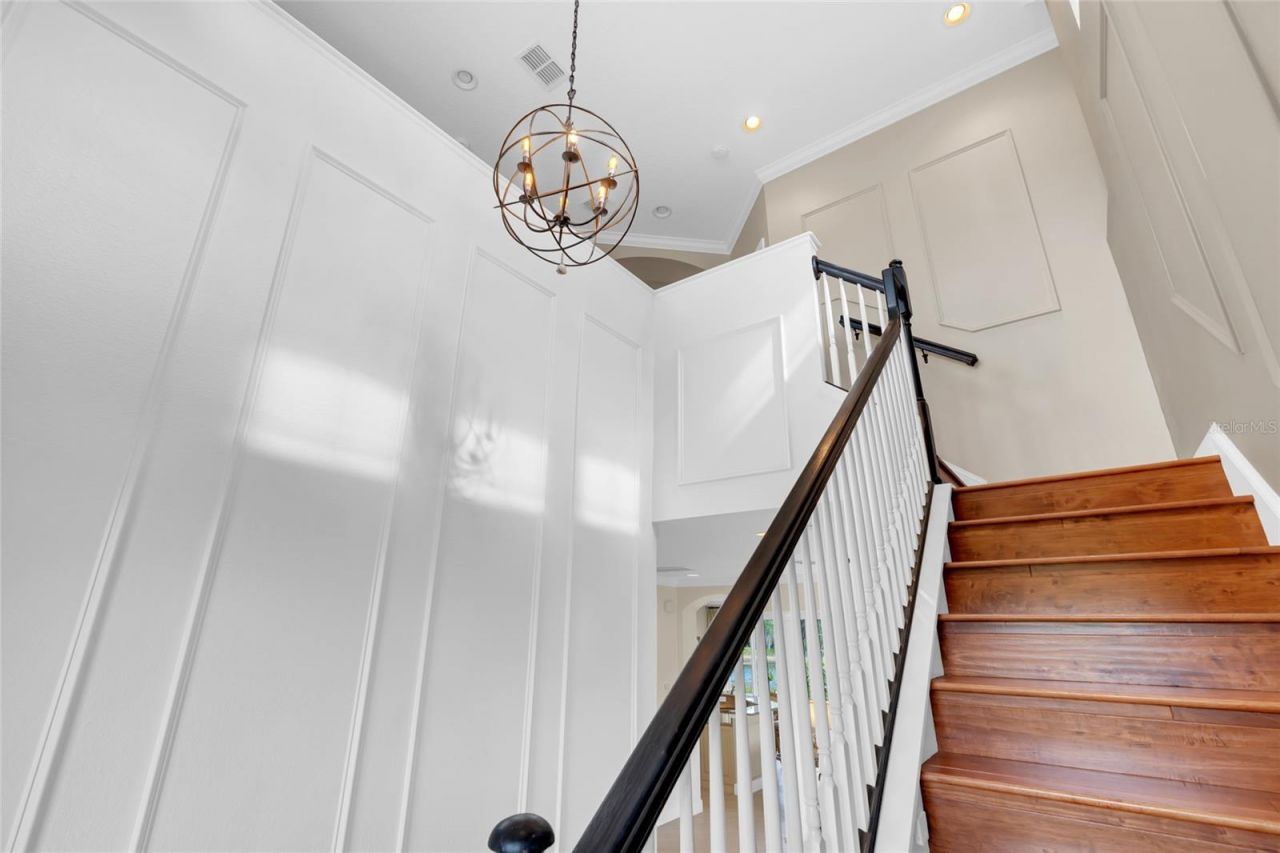 8204 Villa Grande Court, Sarasota, FL 34243 Photo