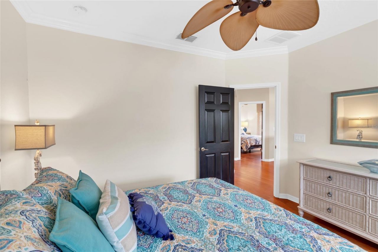 8204 Villa Grande Court, Sarasota, FL 34243 Photo