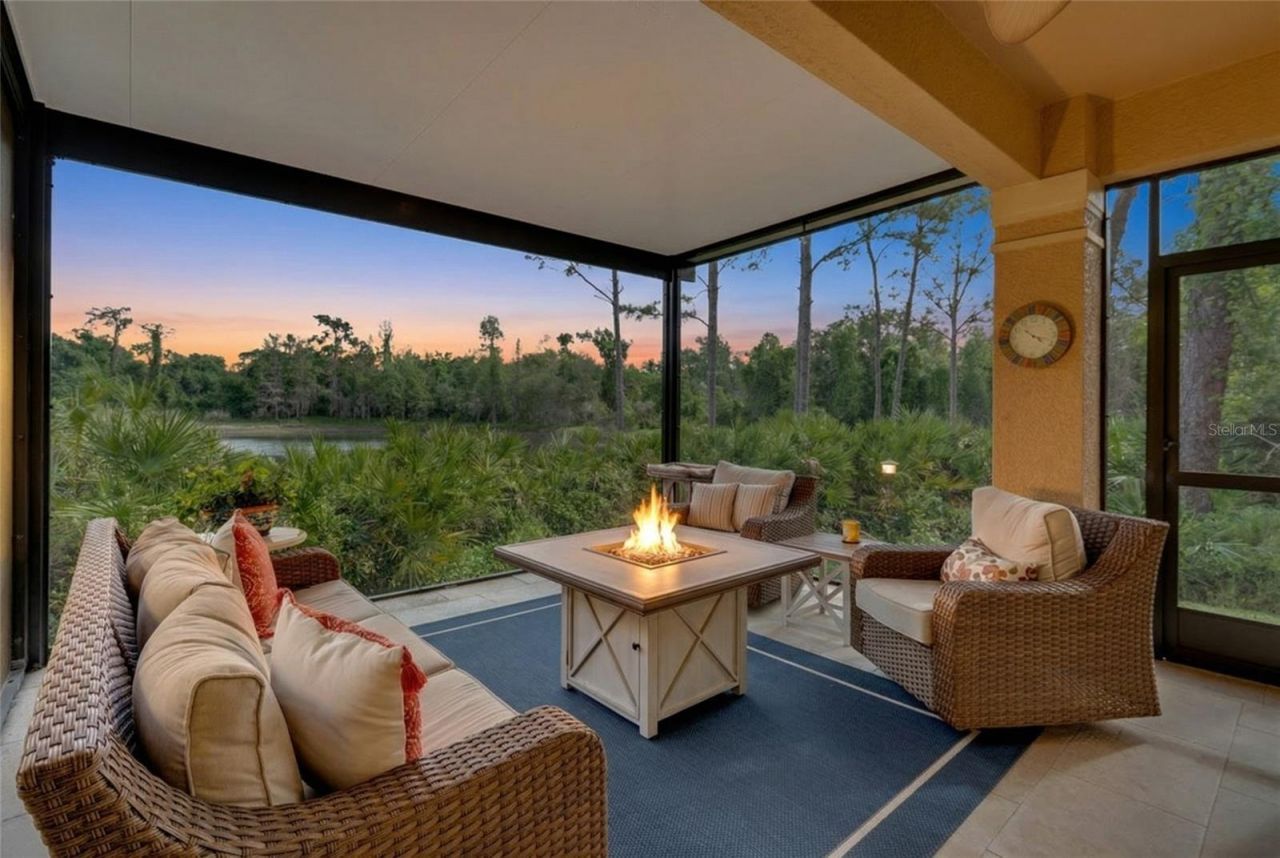 8204 Villa Grande Court, Sarasota, FL 34243 Photo