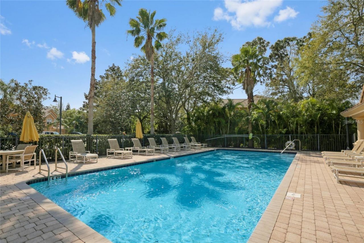 8204 Villa Grande Court, Sarasota, FL 34243 Photo