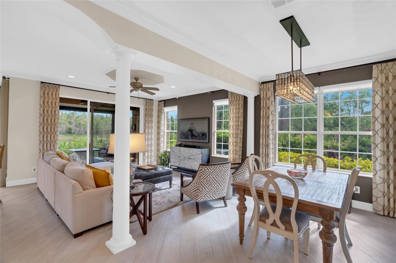 8204 Villa Grande Court, Sarasota, FL 34243 Photo
