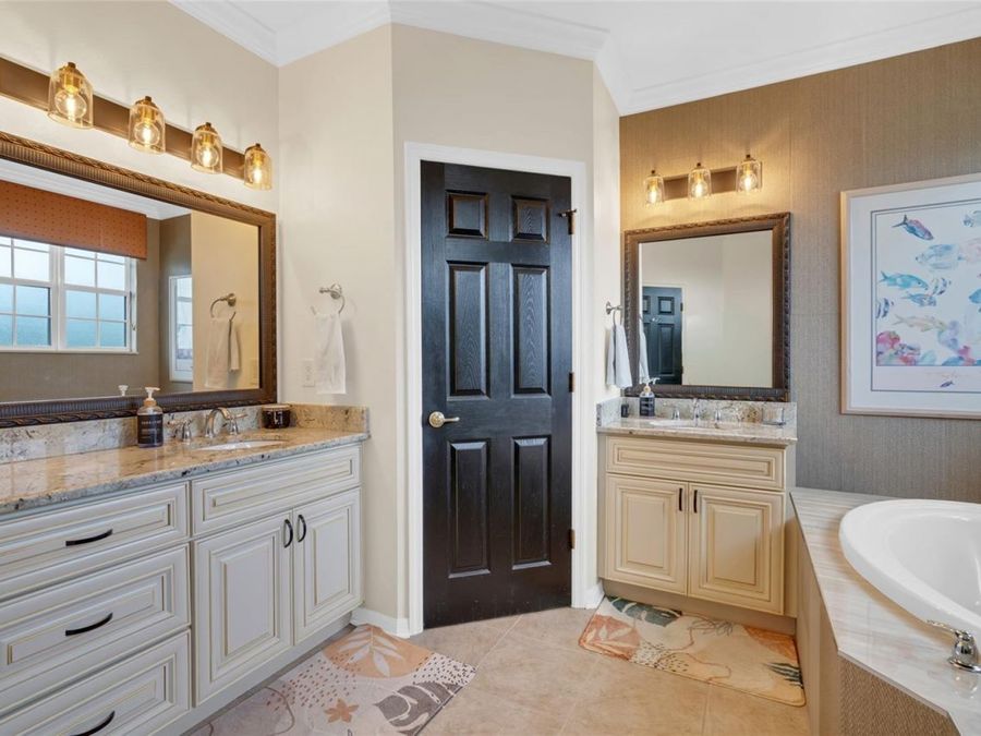 Property Image 76