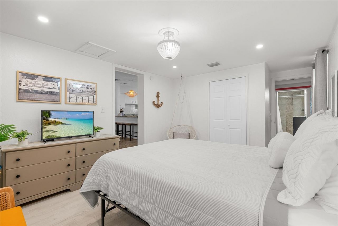 4939 100th Way N, Saint Petersburg, FL 33708 Photo