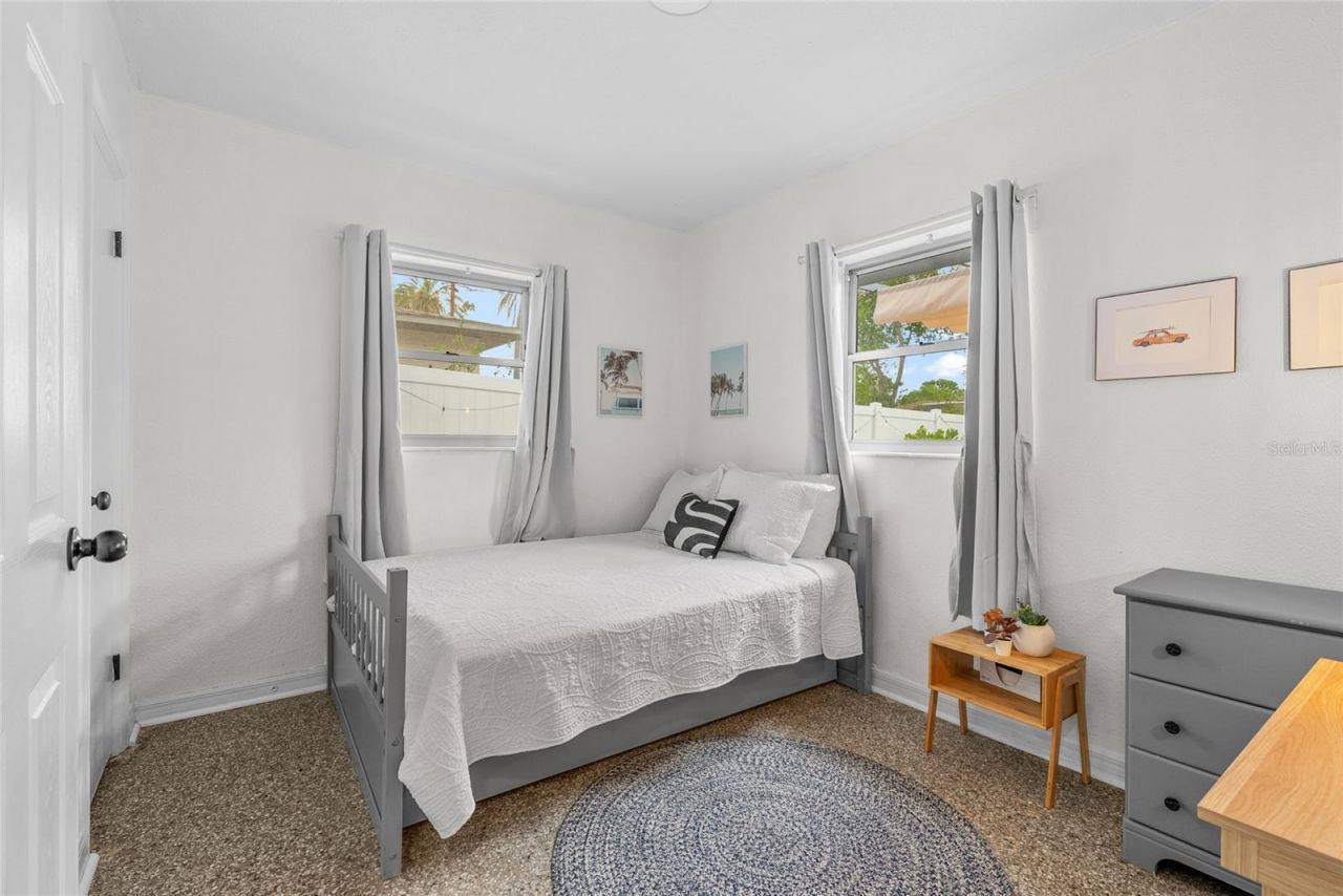 4939 100th Way N, Saint Petersburg, FL 33708 Photo