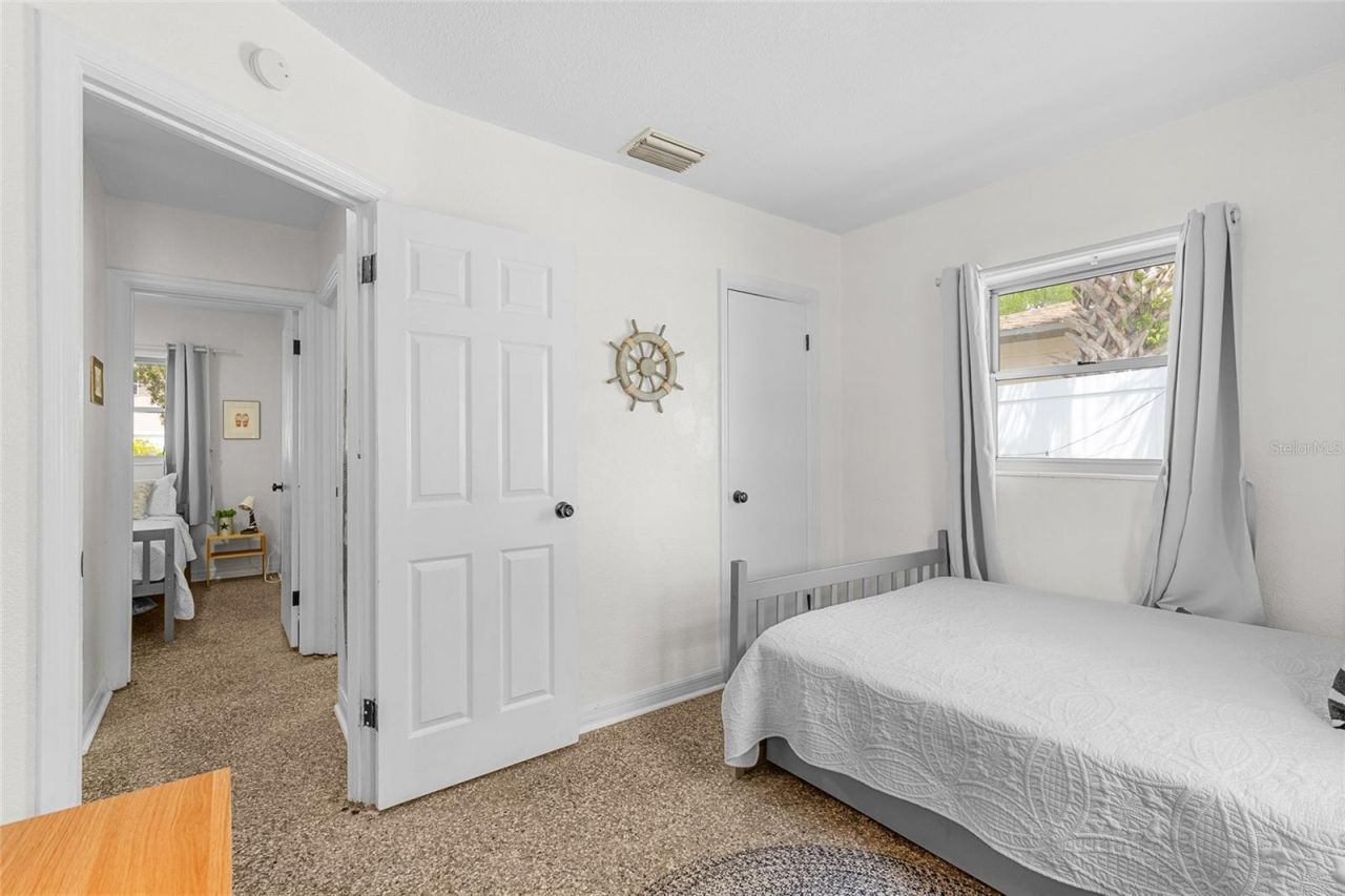 4939 100th Way N, Saint Petersburg, FL 33708 Photo