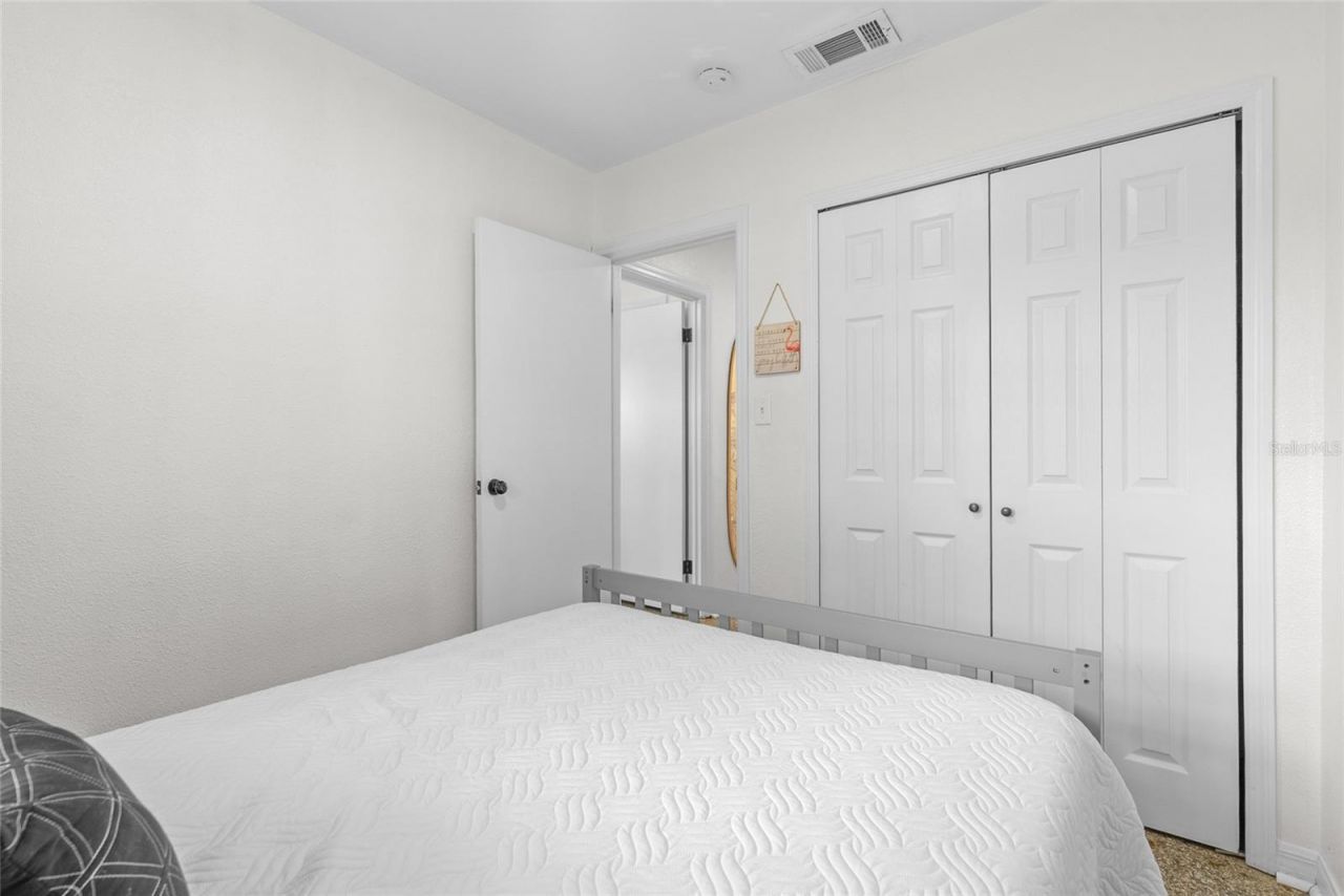 4939 100th Way N, Saint Petersburg, FL 33708 Photo