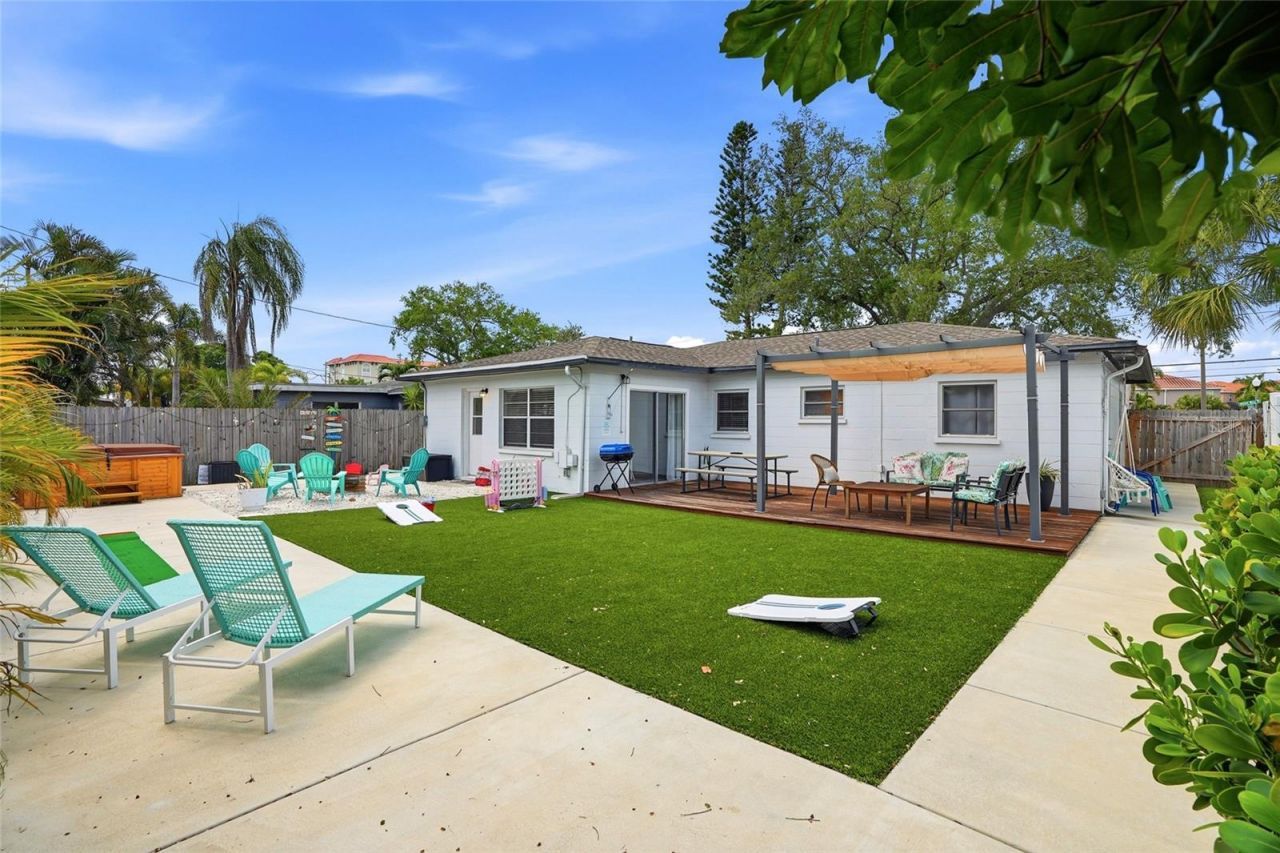 4939 100th Way N, Saint Petersburg, FL 33708 Photo