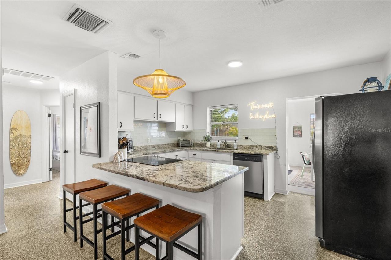 4939 100th Way N, Saint Petersburg, FL 33708 Photo