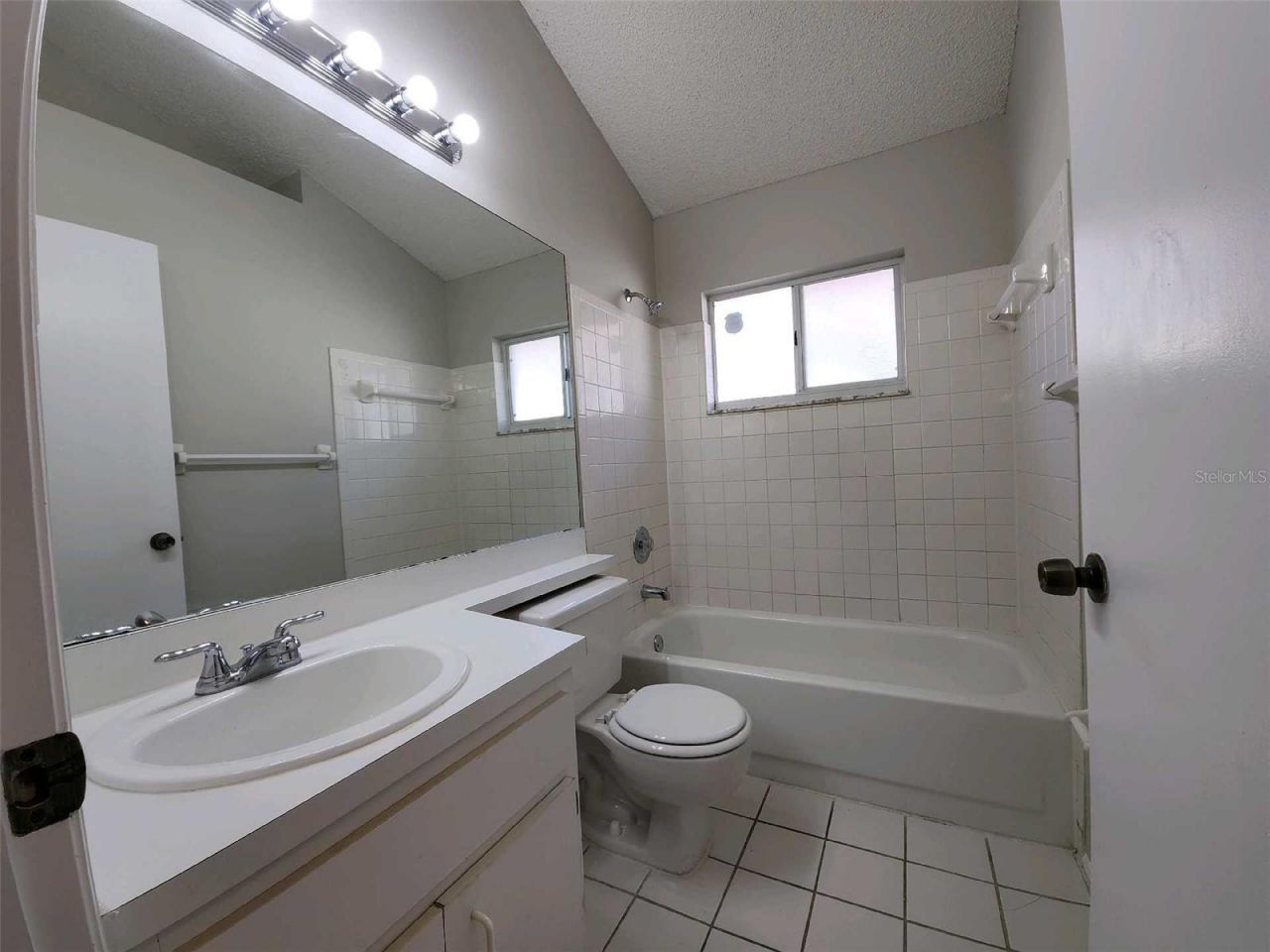 8710 Triple Oaks Road, Temple Terrace, FL 33637 Photo