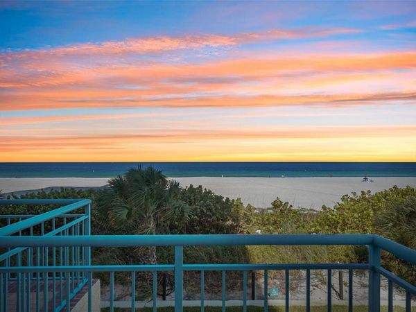 1520 GULF BOULEVARD, Unit 202, CLEARWATER BEACH, FL 33767