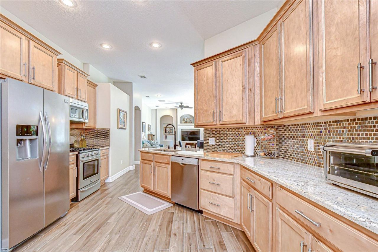 16918 Harrierridge Place, Lithia, FL 33547 Photo