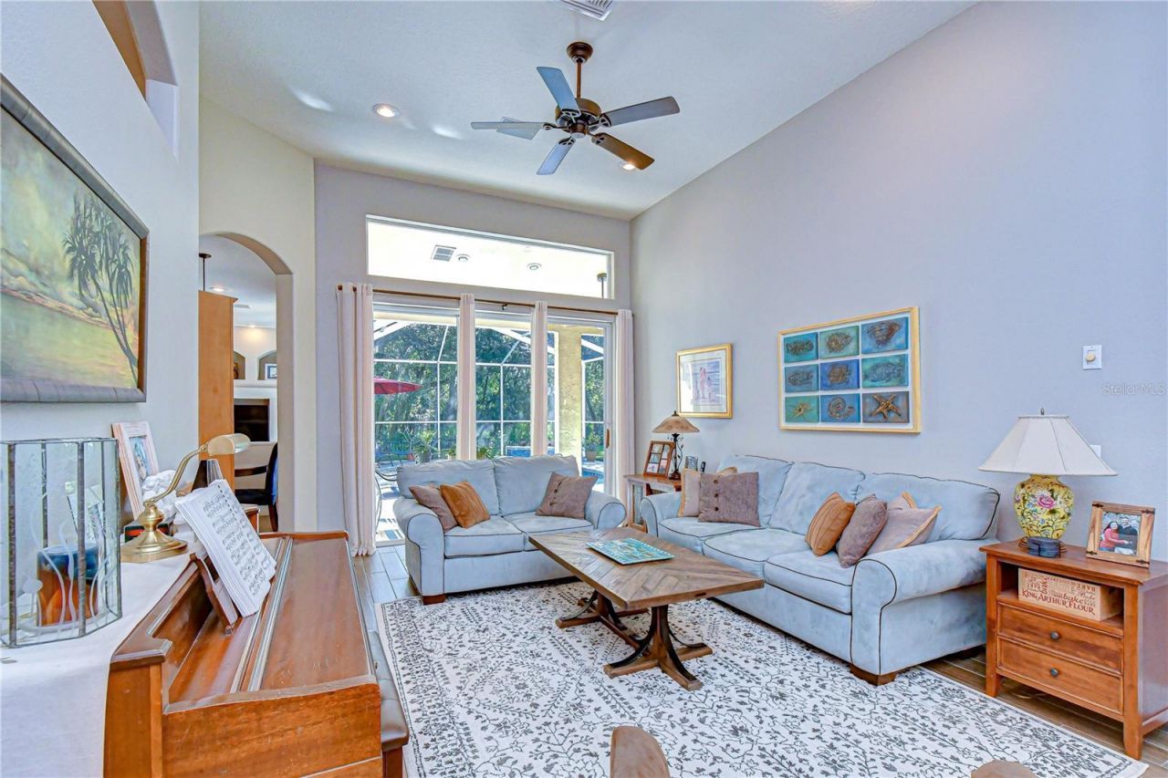 16918 Harrierridge Place, Lithia, FL 33547 Photo