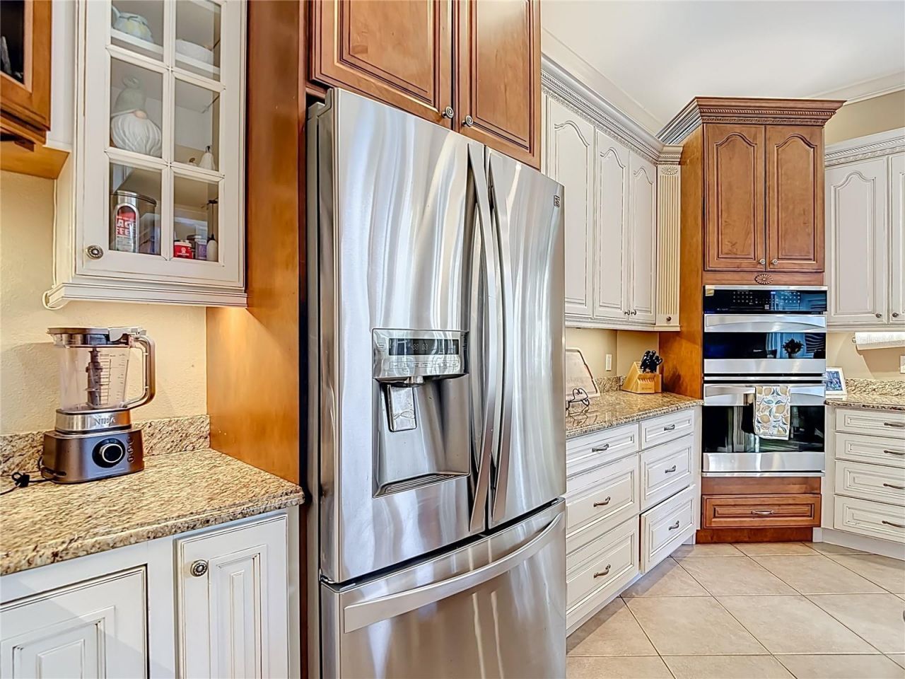 2425 Valrico Forest Drive , Valrico, FL 33594 Photo