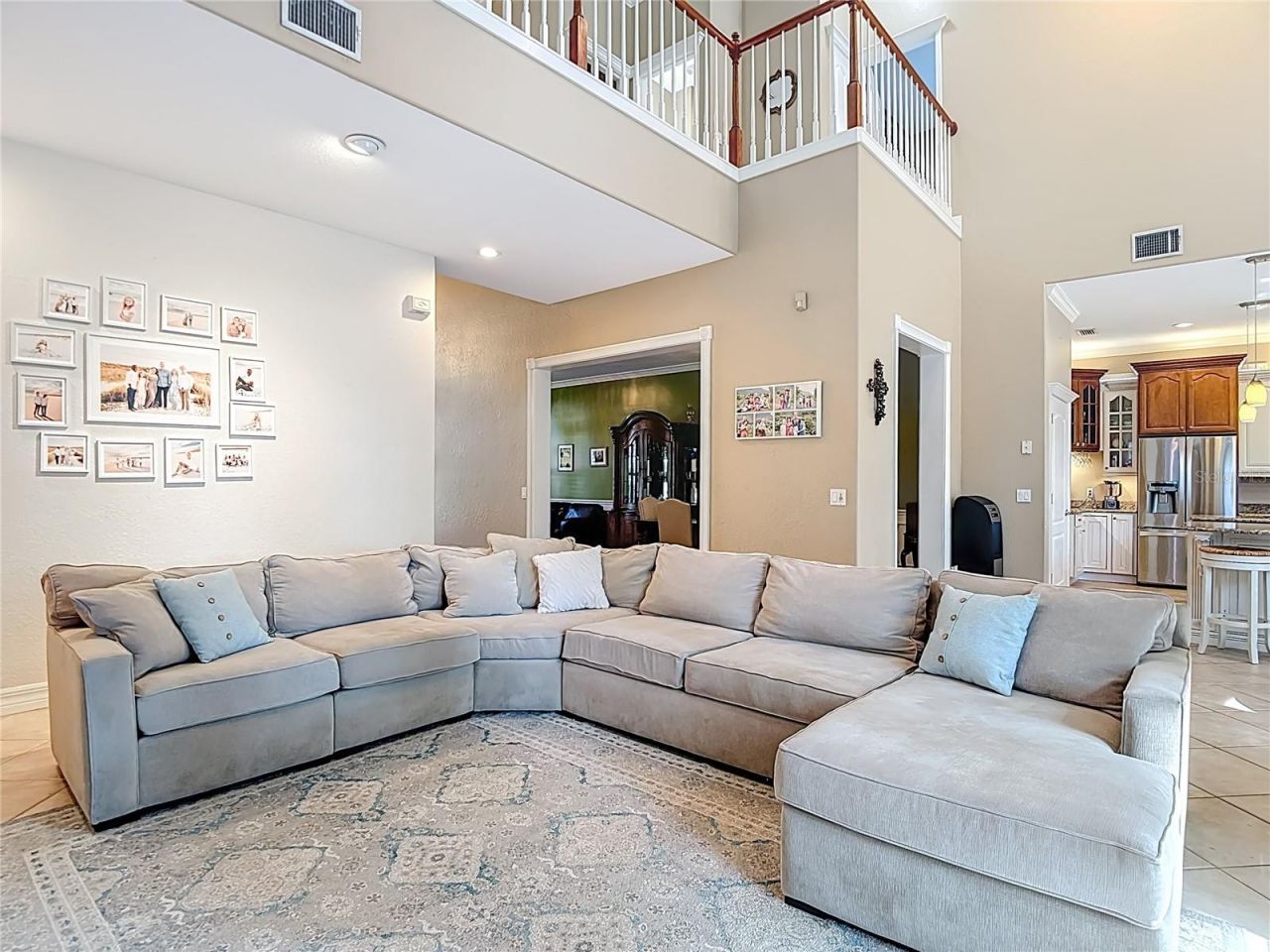 2425 Valrico Forest Drive , Valrico, FL 33594 Photo