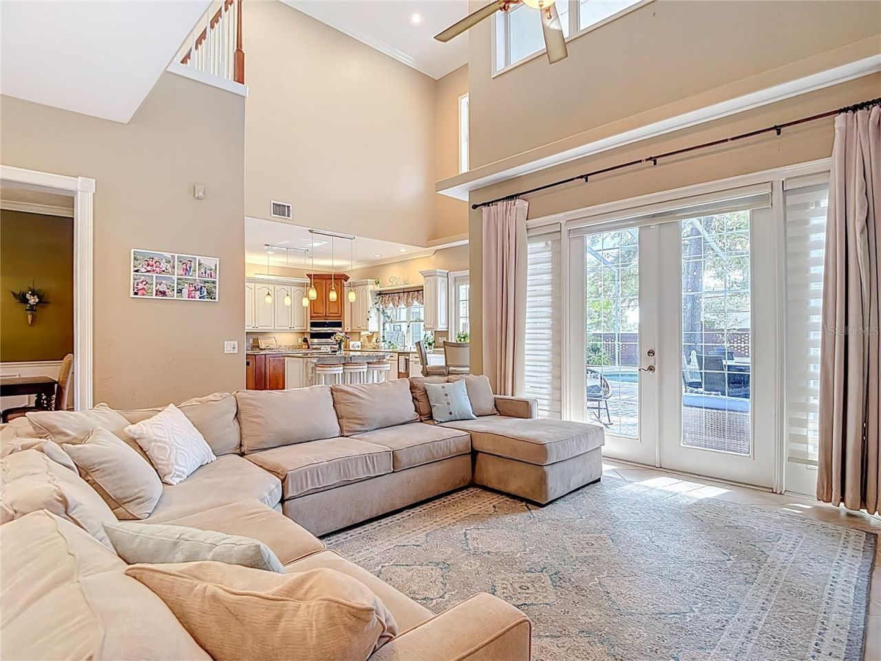 2425 Valrico Forest Drive , Valrico, FL 33594 Photo