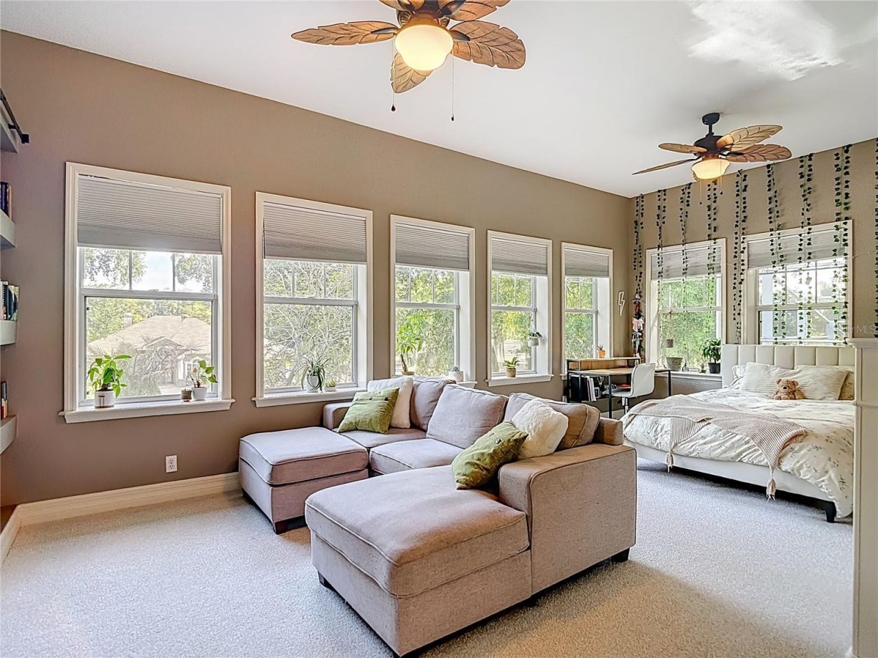 2425 Valrico Forest Drive , Valrico, FL 33594 Photo