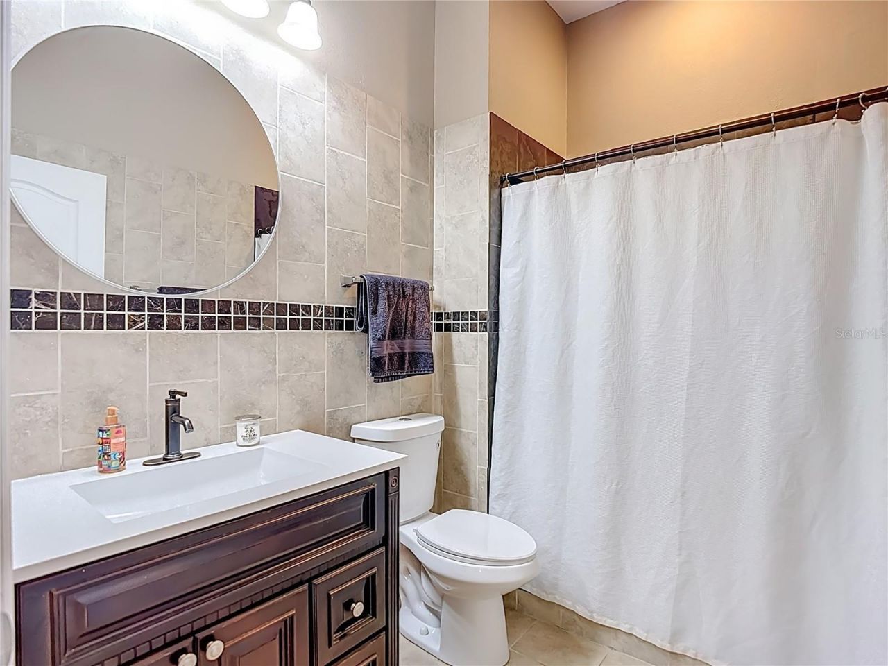 2425 Valrico Forest Drive , Valrico, FL 33594 Photo