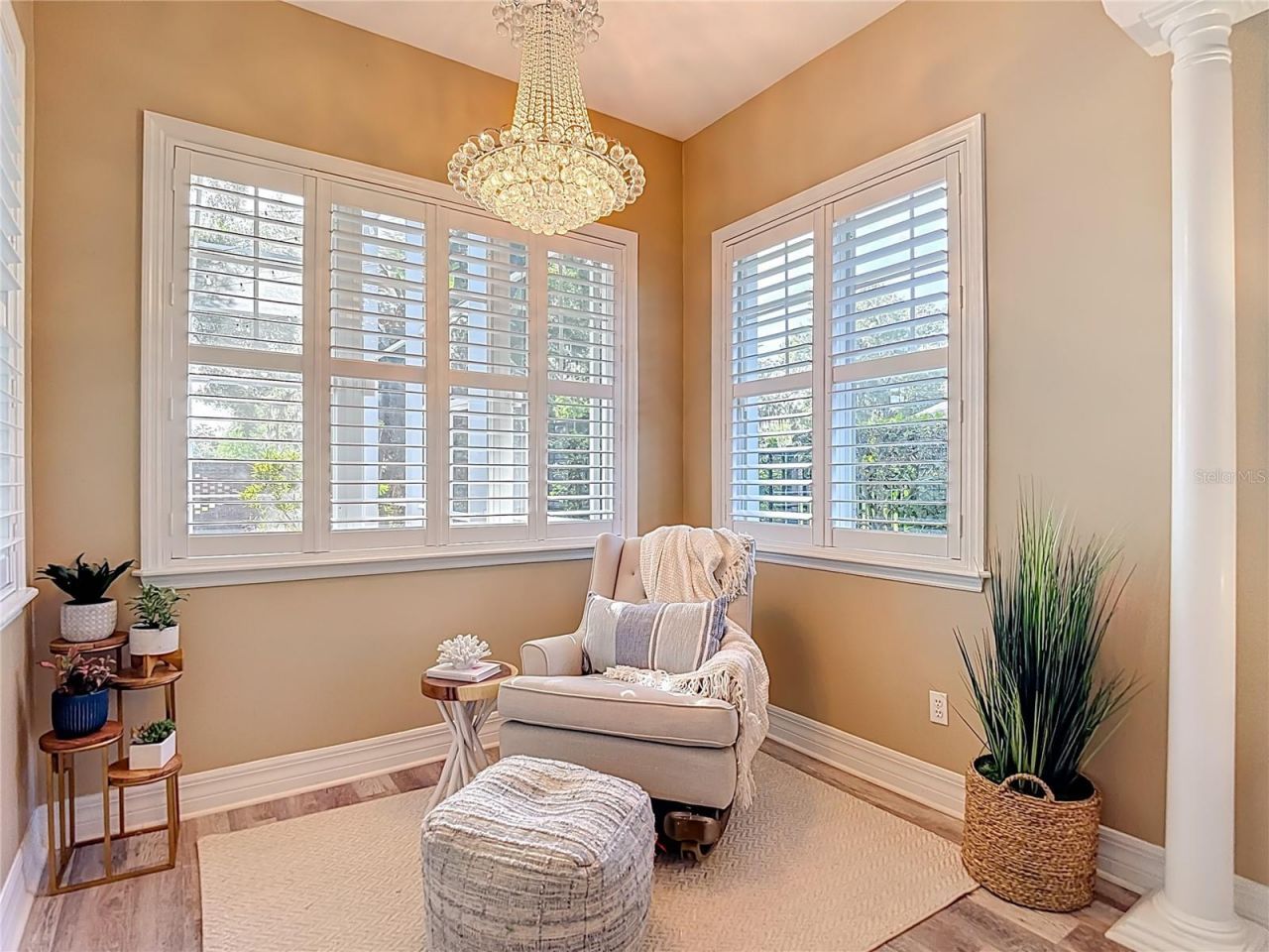 2425 Valrico Forest Drive , Valrico, FL 33594 Photo