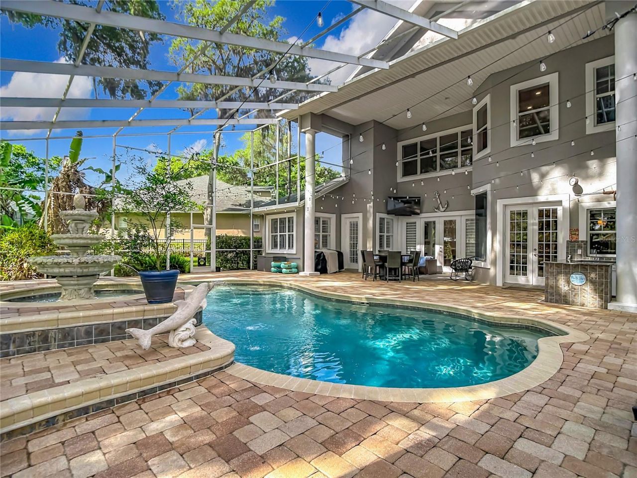 2425 Valrico Forest Drive , Valrico, FL 33594 Photo