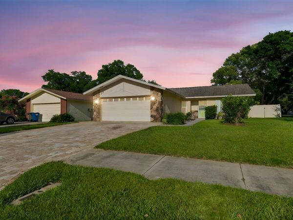 477 ORKNEY COURT , DUNEDIN, FL 34698