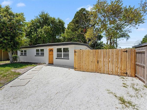 9482 CRESTVIEW STREET , SEMINOLE, FL 33772