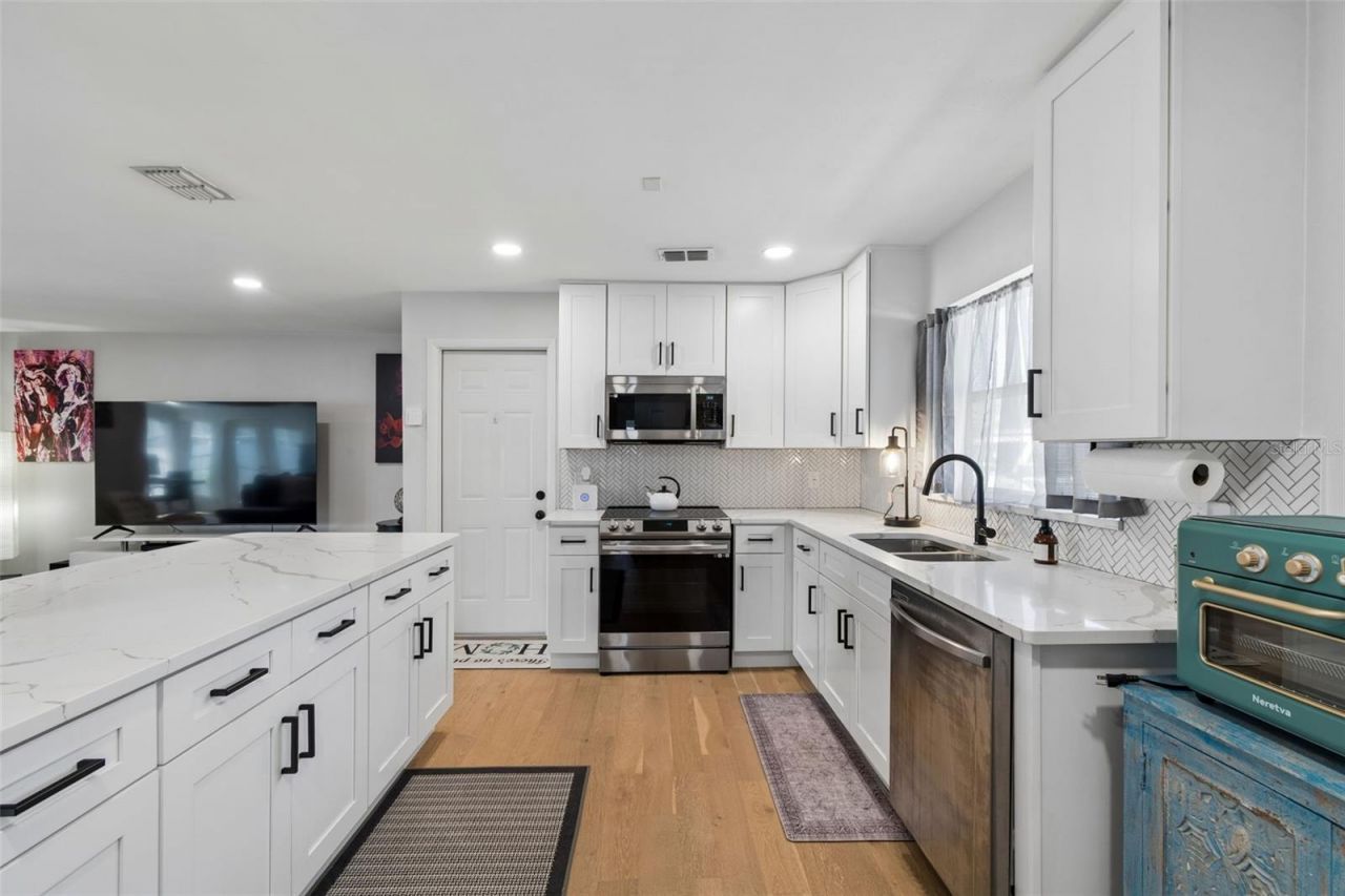 1850 Lombardy Drive, Clearwater, FL 33755 Photo