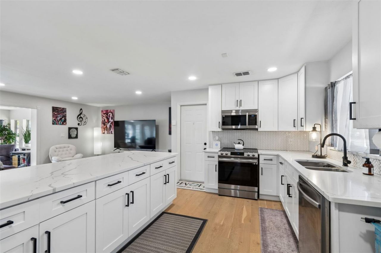 1850 Lombardy Drive, Clearwater, FL 33755 Photo