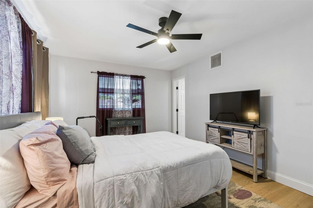 1850 Lombardy Drive, Clearwater, FL 33755 Photo