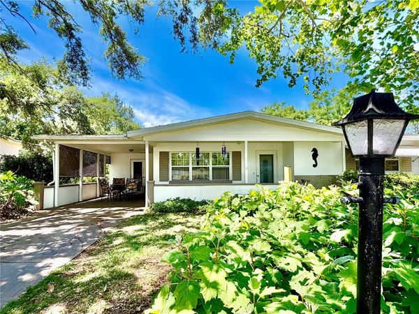 10 N DAVIS STREET, BEVERLY HILLS, FL 34465