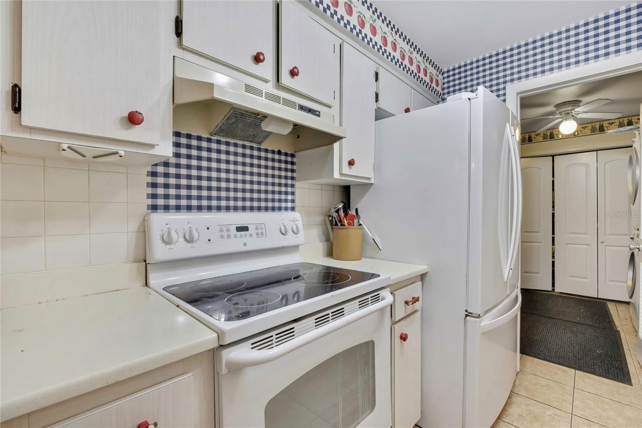 10 N Davis Street, Beverly Hills, FL 34465 Photo