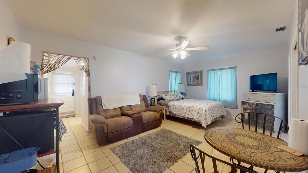 121 N Seminole Avenue , Inverness, FL 34450 Photo