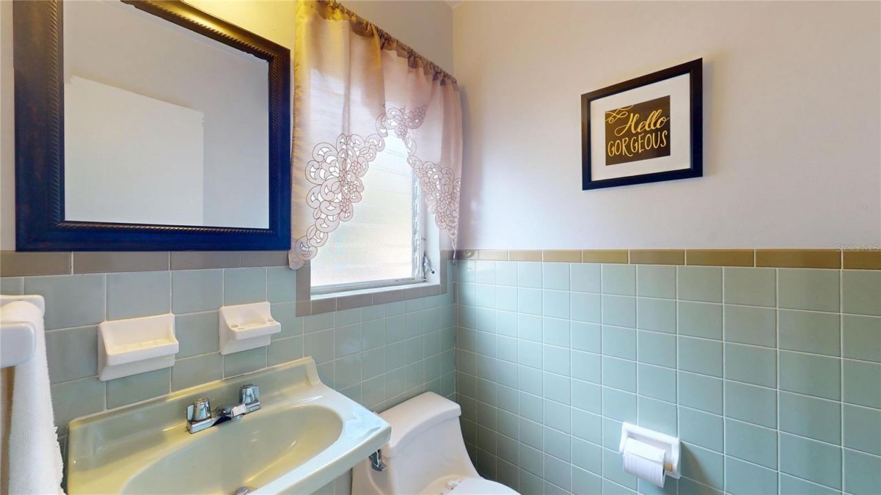 121 N Seminole Avenue , Inverness, FL 34450 Photo