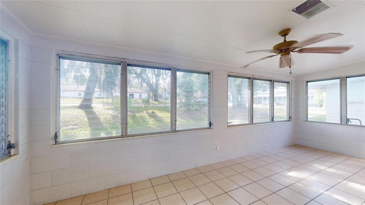 121 N Seminole Avenue , Inverness, FL 34450 Photo