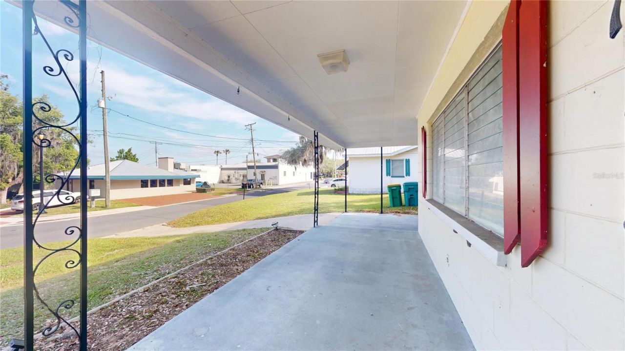 121 N Seminole Avenue , Inverness, FL 34450 Photo