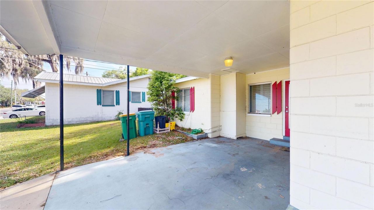 121 N Seminole Avenue , Inverness, FL 34450 Photo