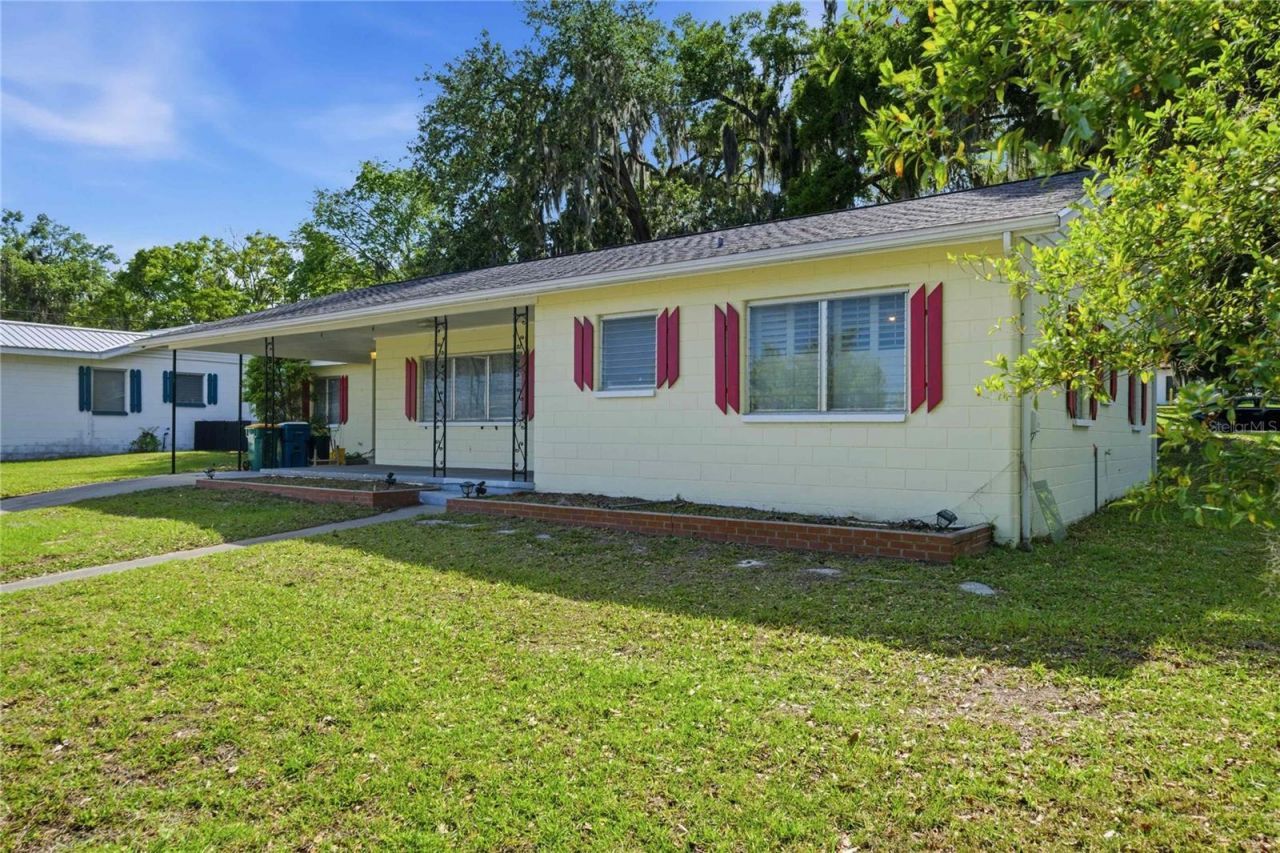 121 N Seminole Avenue , Inverness, FL 34450 Photo