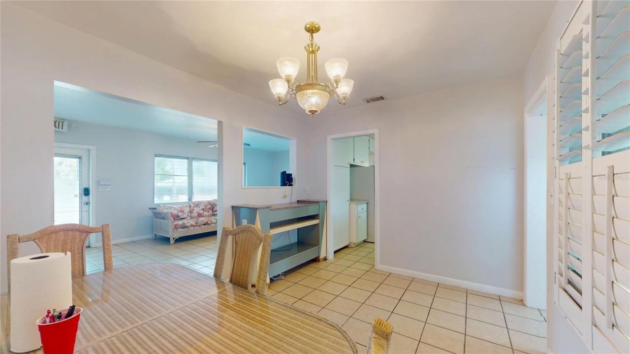 121 N Seminole Avenue , Inverness, FL 34450 Photo