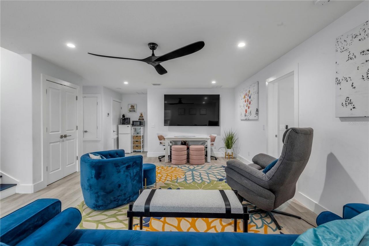 202 S Atlantic Avenue, New Smyrna Beach, FL 32169 Photo