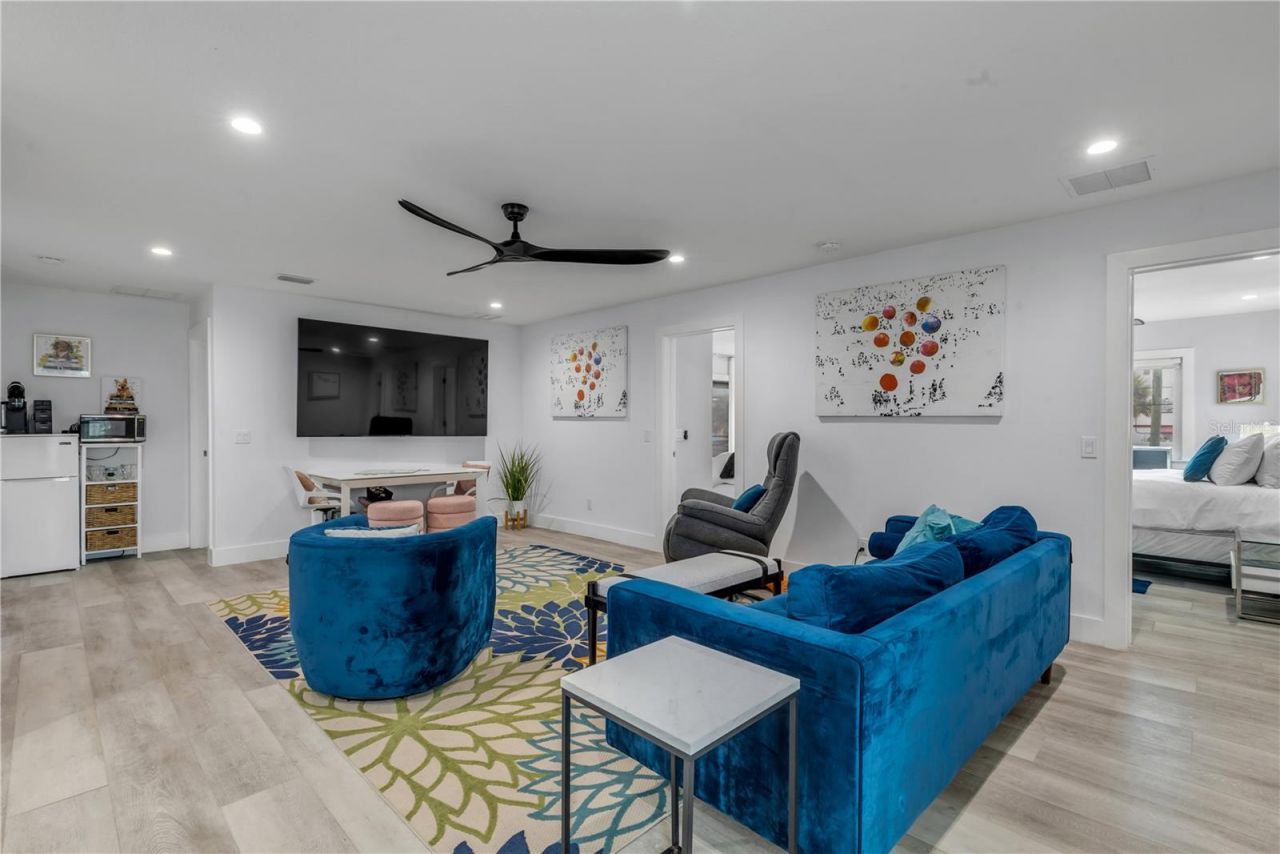 202 S Atlantic Avenue, New Smyrna Beach, FL 32169 Photo