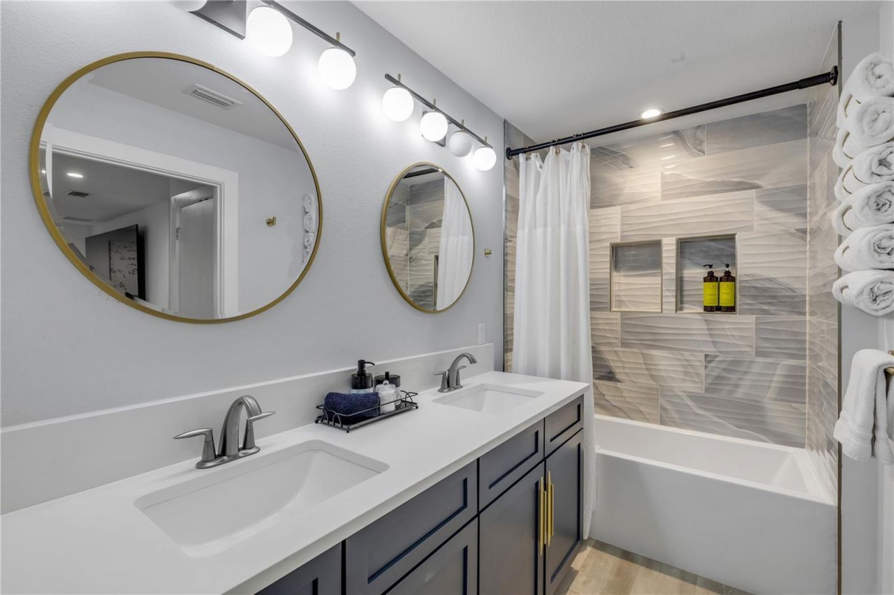 202 S Atlantic Avenue, New Smyrna Beach, FL 32169 Photo